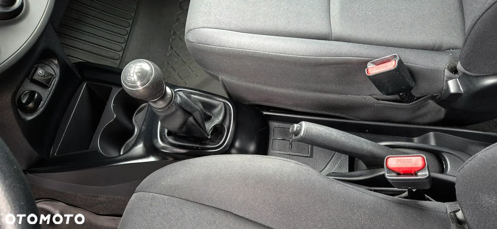Toyota Yaris 1.5 Active - 27