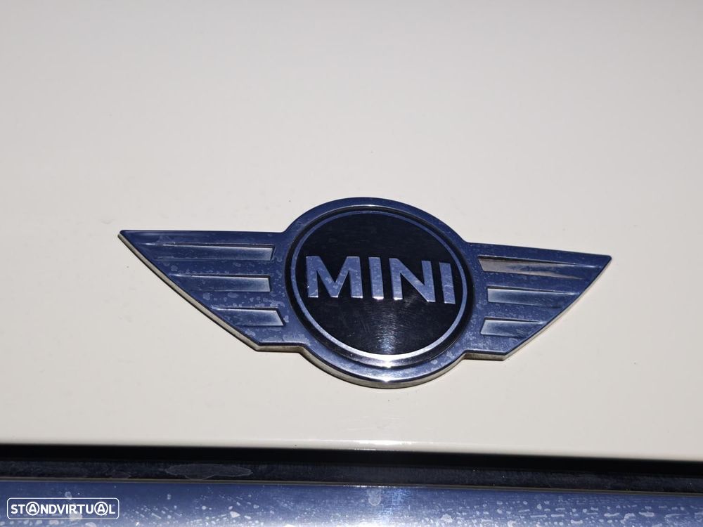 MINI 5 Portas Cooper D - 13