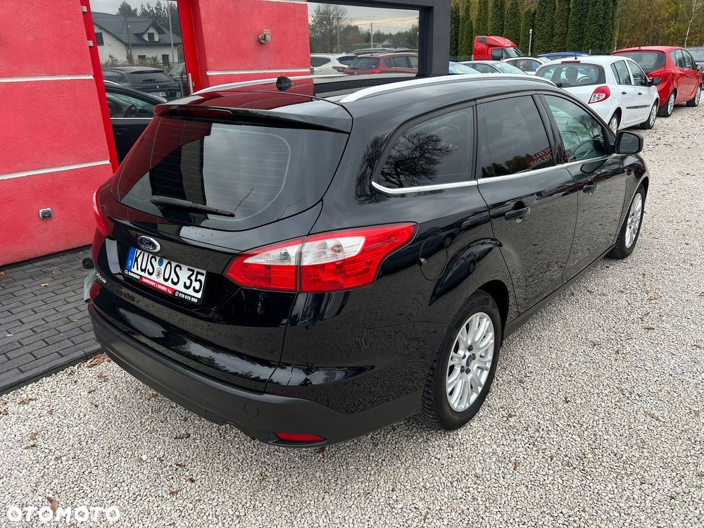 Ford Focus Turnier 1.6 EcoBoost Start-Stopp-System Titanium - 2