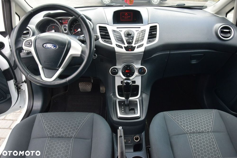 Ford Fiesta - 23