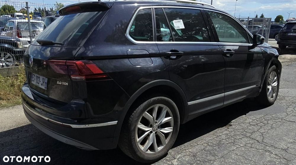 Volkswagen Tiguan - 36