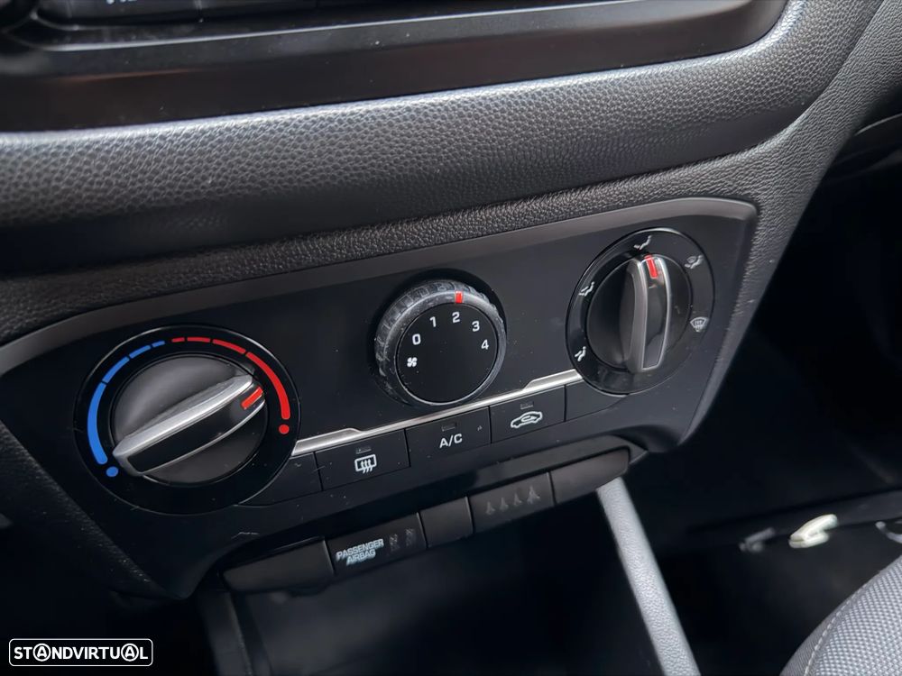 Hyundai i20 1.1 CRDi LED - 27