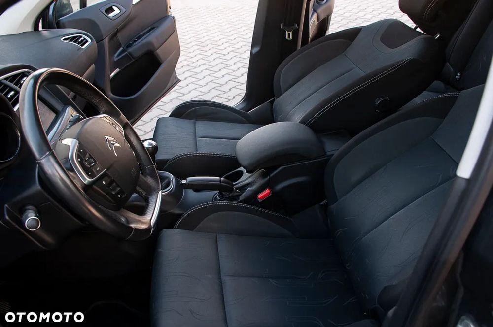 Citroën C4 VTi 120 Exclusive - 37