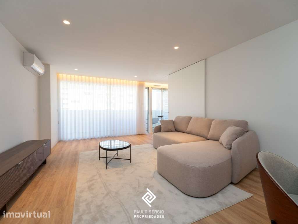 Arrenda-se apartamento T2 novo (Mobilado), em empreendimento Centra... - Grande imagem: 4/15