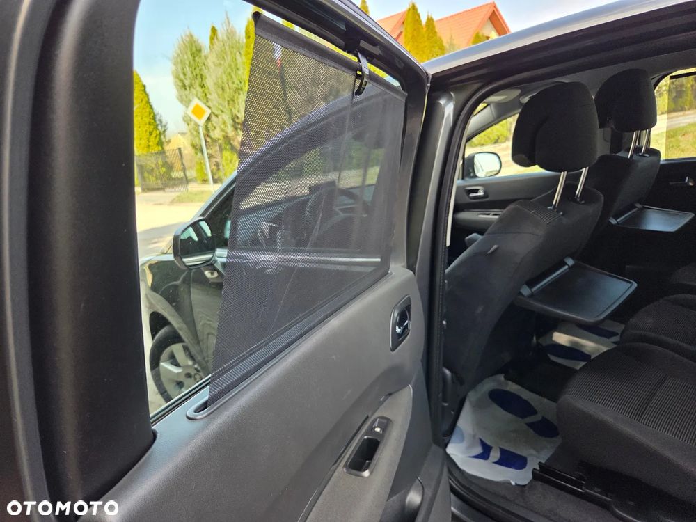 Peugeot 5008 HDI 115 Active - 17