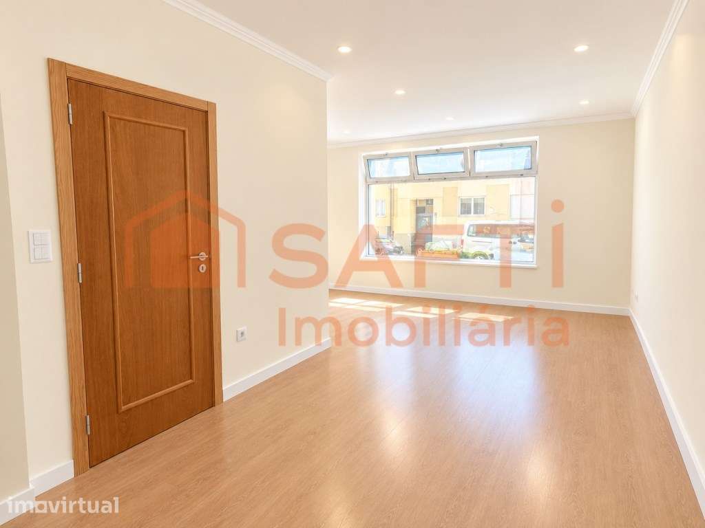 Estúdio T0 no Entroncamento - Grande imagem: 4/9