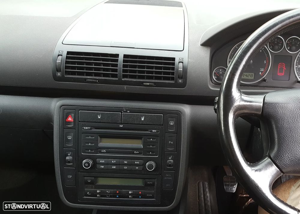 SEAT Alhambra 2.0 TDI DPF Sport - 14