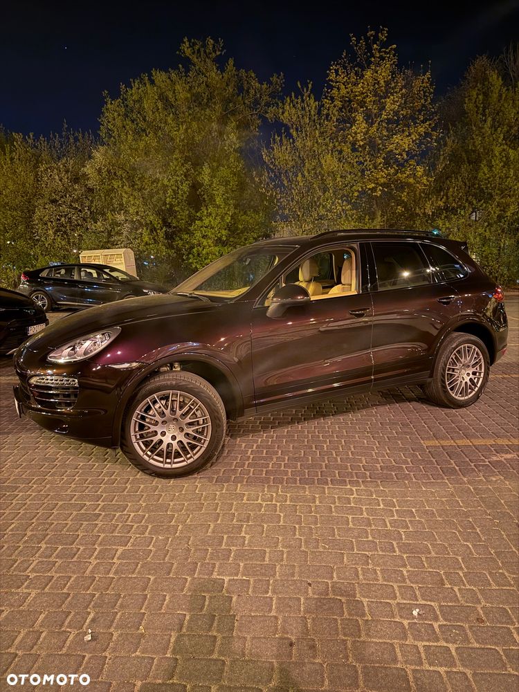 Porsche Cayenne - 32