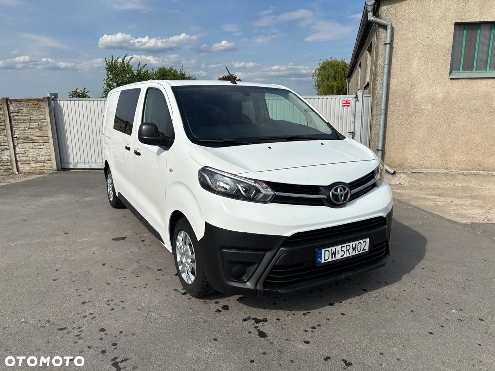 Toyota ProAce D-4D Medium 2,7t (bryg.) - 2