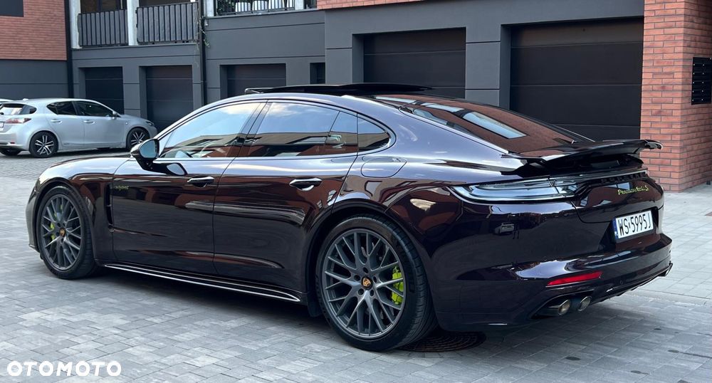 Porsche Panamera Turbo S - 4