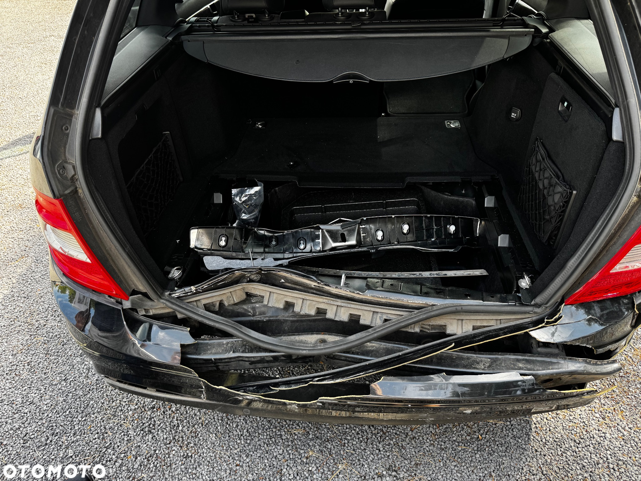 Mercedes-Benz Klasa C 180 T BlueEFFICIENCY 7G-TRONIC Avantgarde - 12