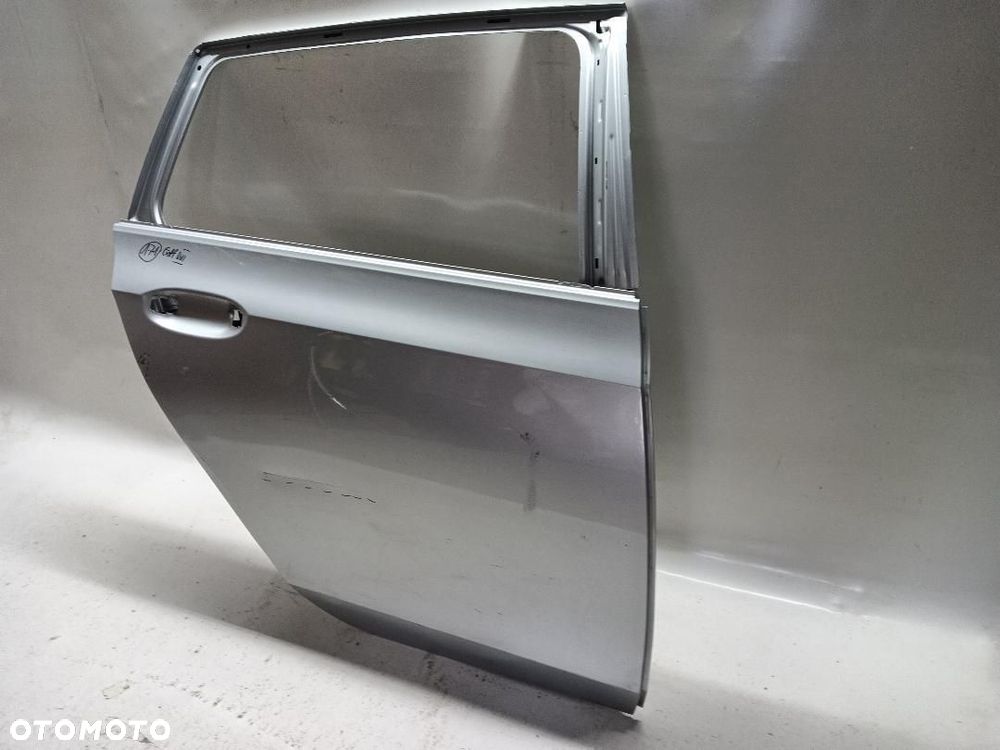 DRZWI TYŁ TYLNE PRAWE VW GOLF VIII KOMBI 5H9833312 - 2