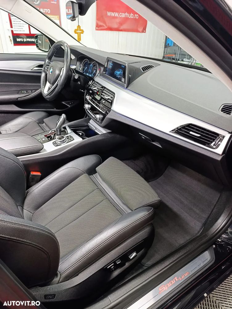 BMW Seria 5 520d Touring Aut. Sport Line - 8