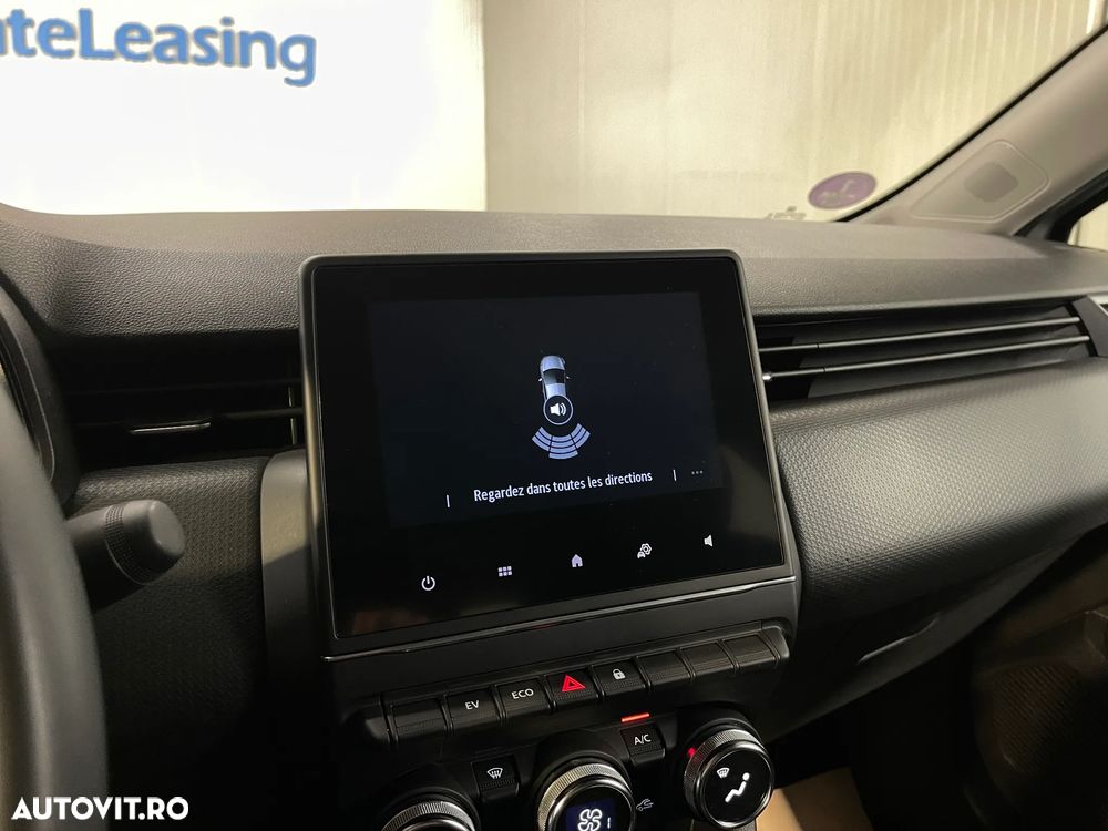 Renault Clio E-TECH 140 BUSINESS EDITION - 14