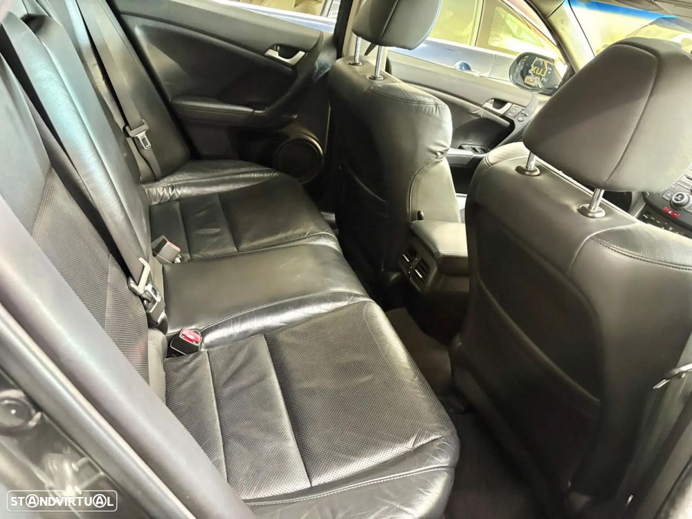 Honda Accord Tourer 2.2 i-DTEC Executive - 10