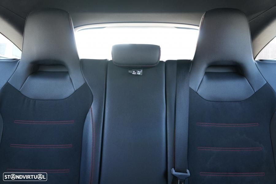 Mercedes-Benz CLA 180 d Shooting Brake AMG Line Aut. - 21