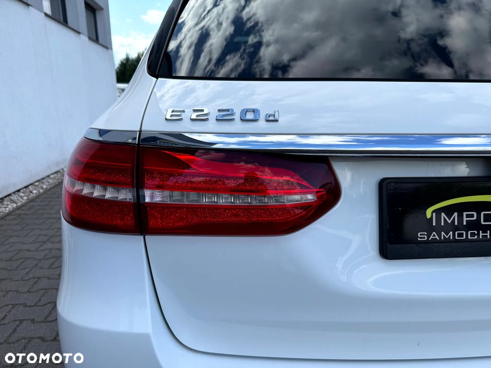 Mercedes-Benz Klasa E 220 d 9G-TRONIC Exclusive - 40