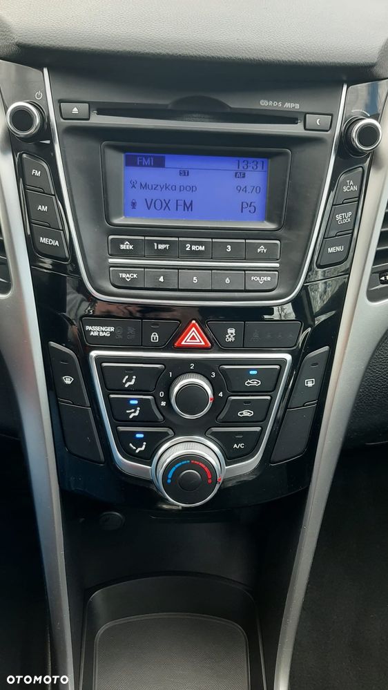 Hyundai i30 blue 1.6 CRDi Classic - 24