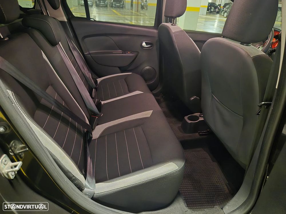 Dacia Logan MCV 0.9 TCe Stepway - 28
