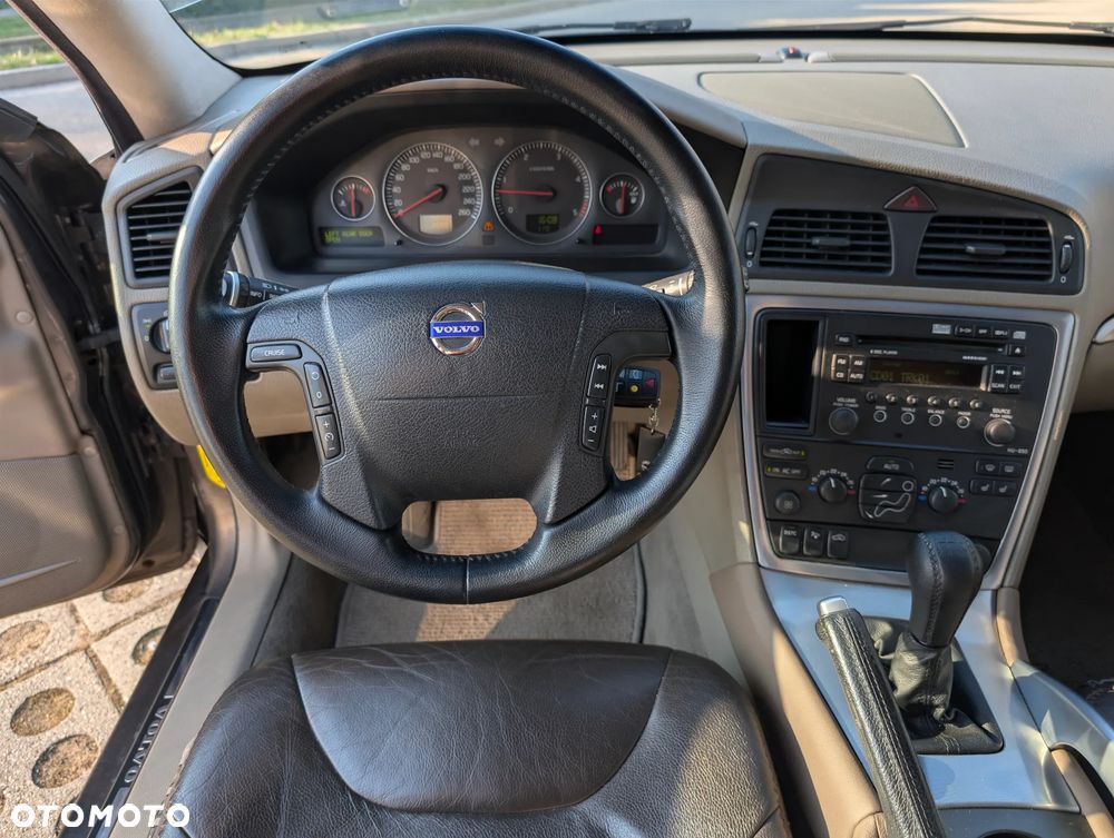 Volvo XC 70 2.4D5 AWD Summum - 10