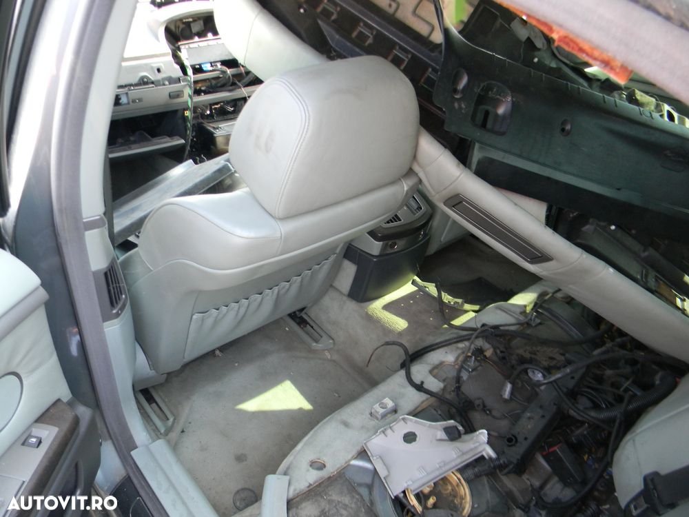 Dezmembrari  BMW 7 (E65, E66, E67)  2001  > 2009 730 d Motorina - 17