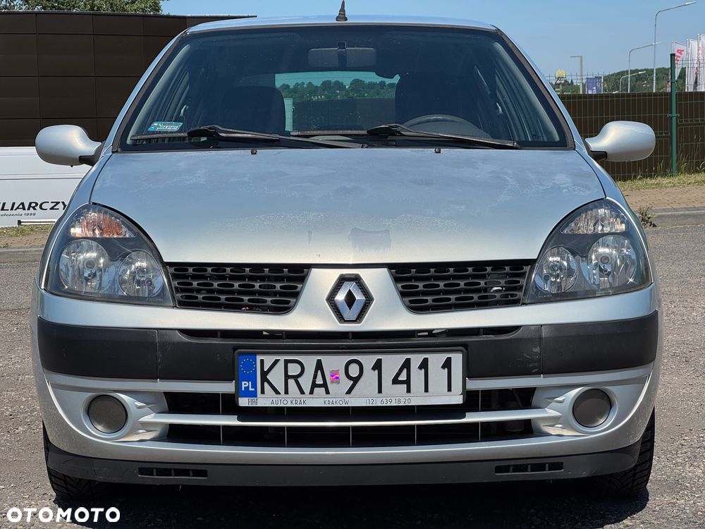 Renault Clio 1.4 16V Privilege - 13