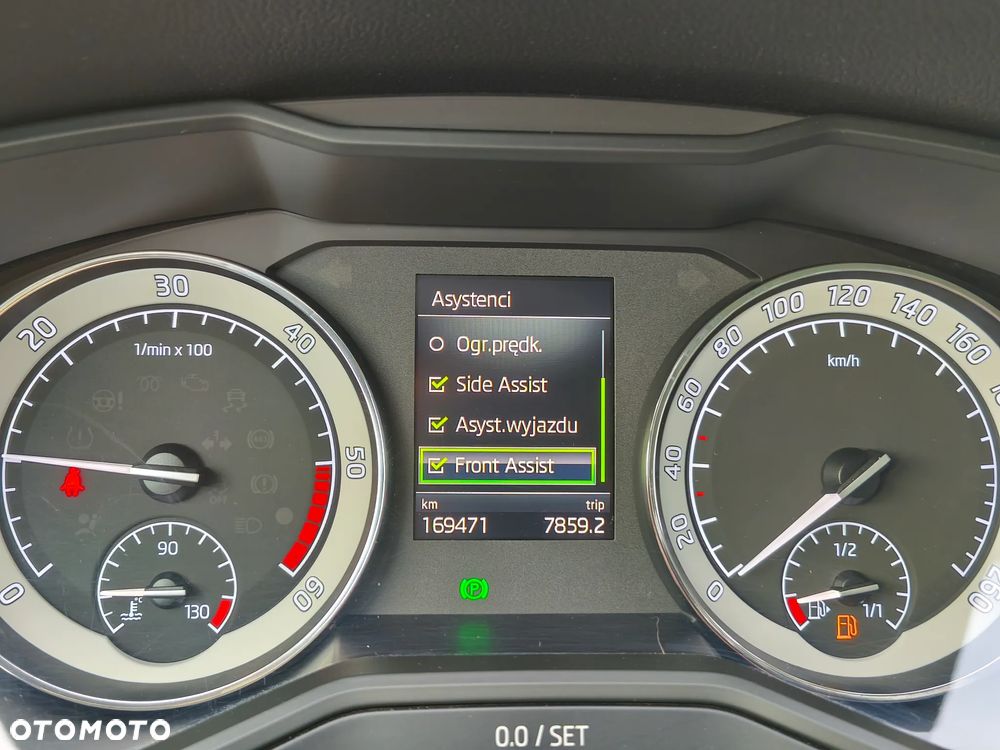 Skoda Octavia - 16