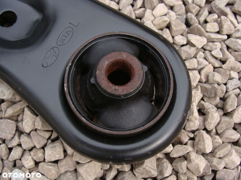 wahacz lewy kia stonic 2020r !! - 2