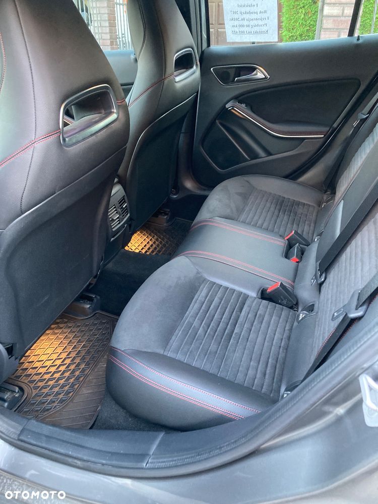 Mercedes-Benz GLA 220 4-Matic - 5