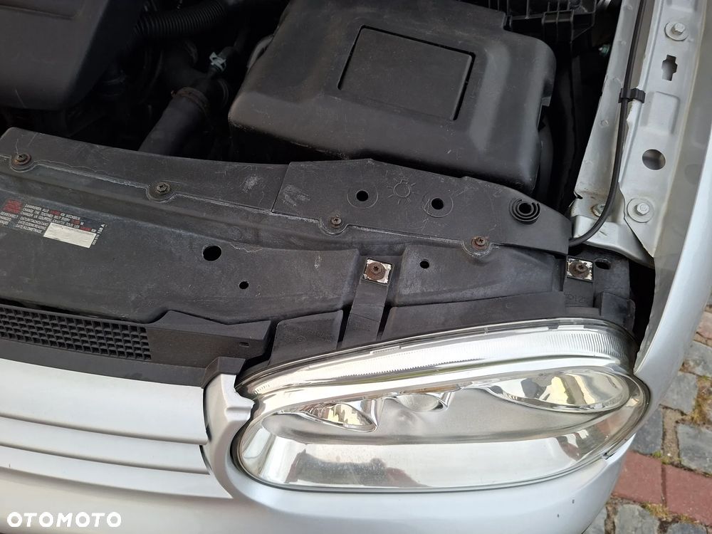 Volkswagen Golf 2.0 Comfortline - 27
