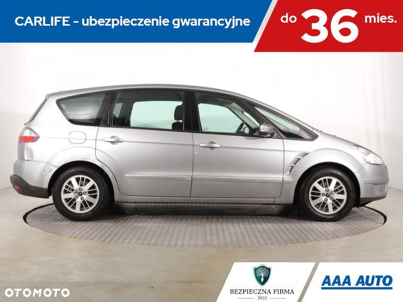 Ford S-Max - 8