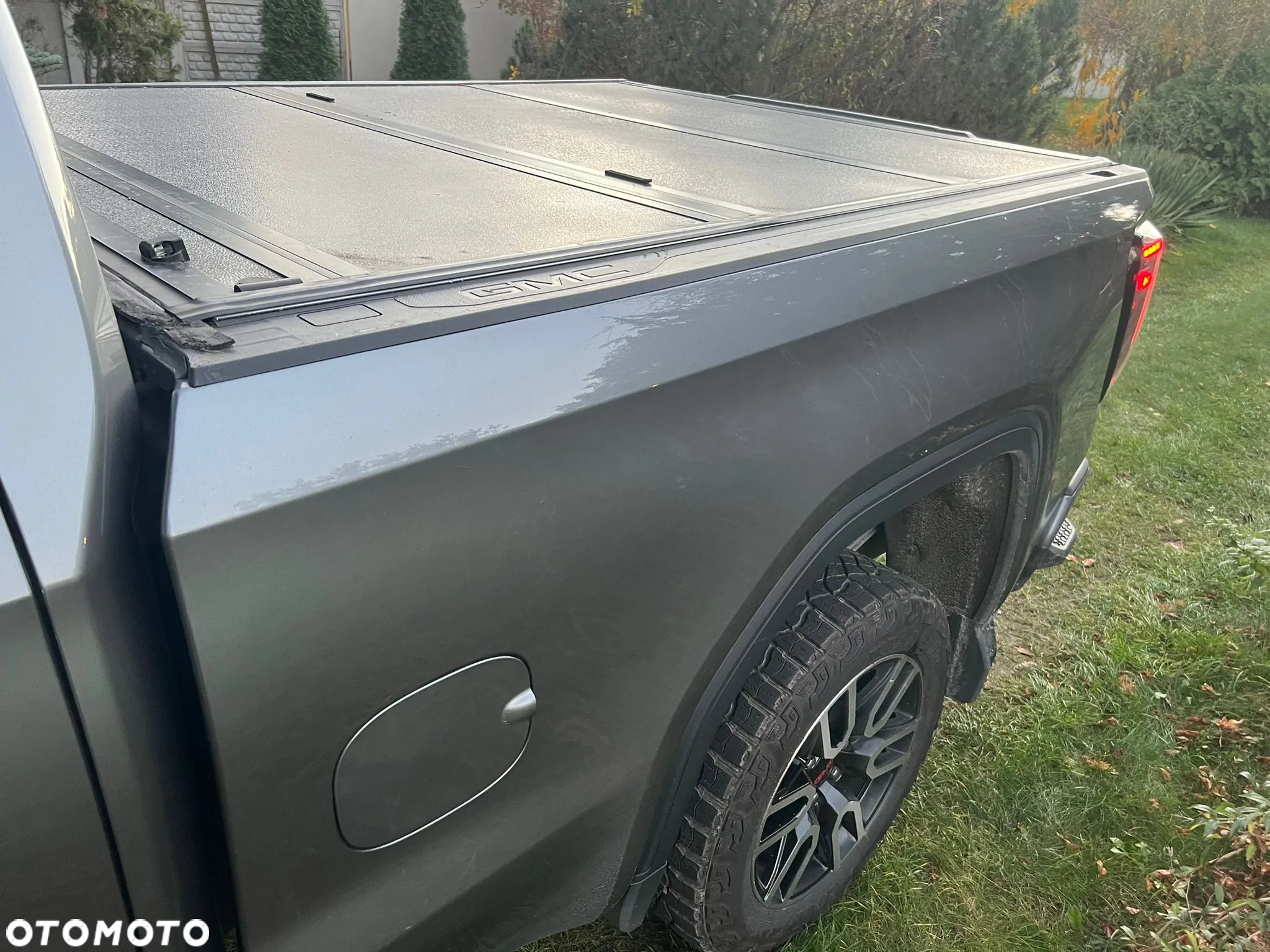 GMC Sierra - 17