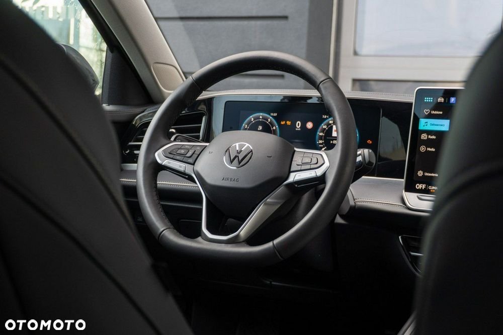 Volkswagen Passat - 20