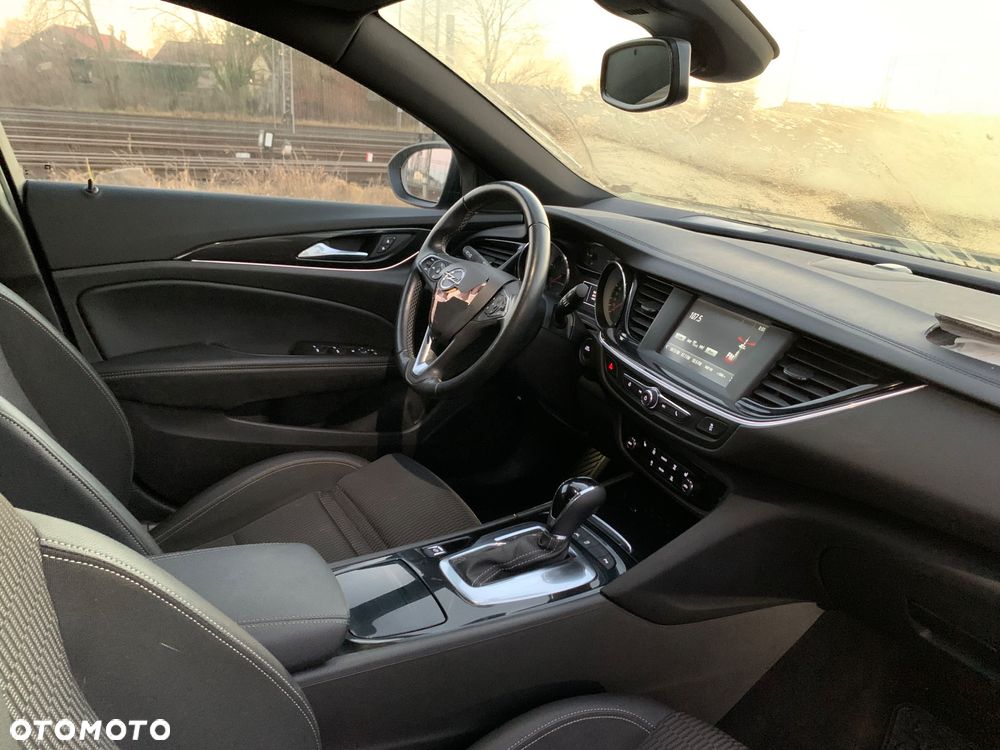 Opel Insignia 2.0 CDTI Elegance S&S - 8