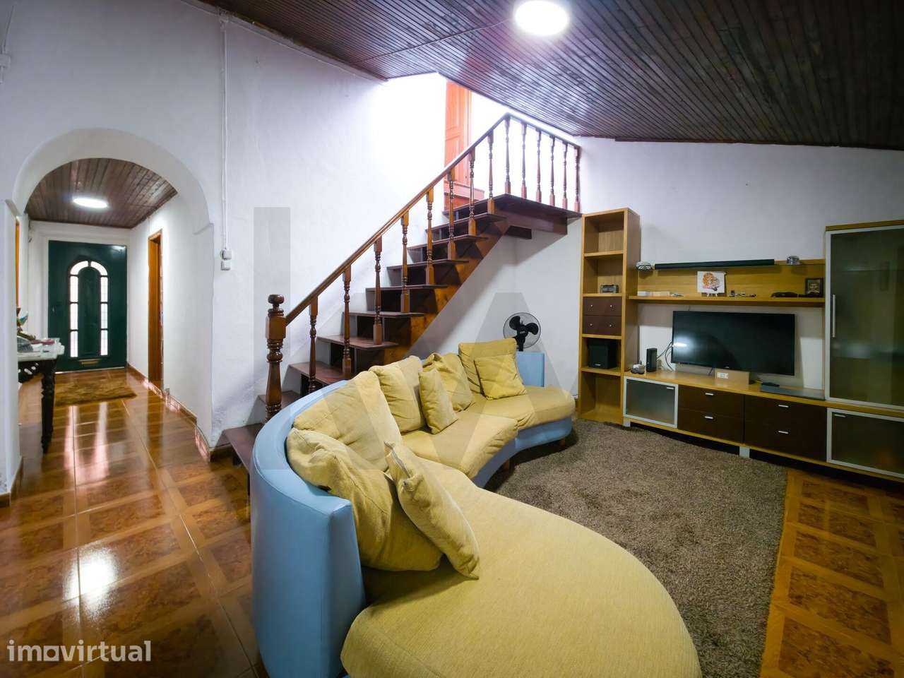 Moradia T2+1 com Garagem, localizada na Ribeirinha, concelho da Ribeir - Grande imagem: 5/21