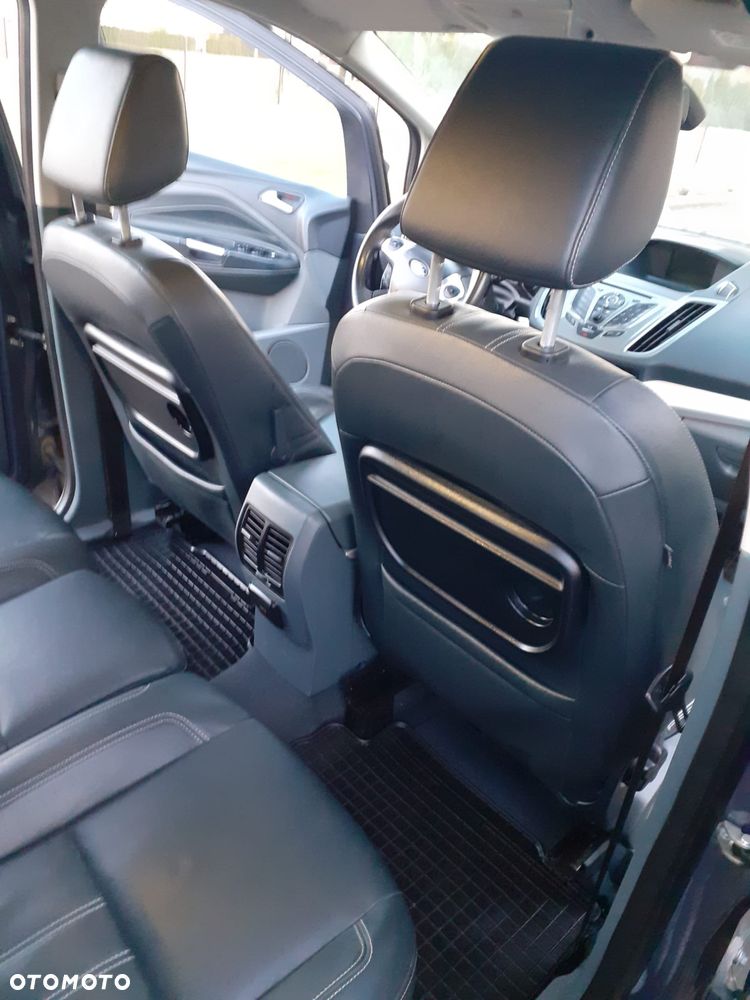 Ford C-MAX - 11