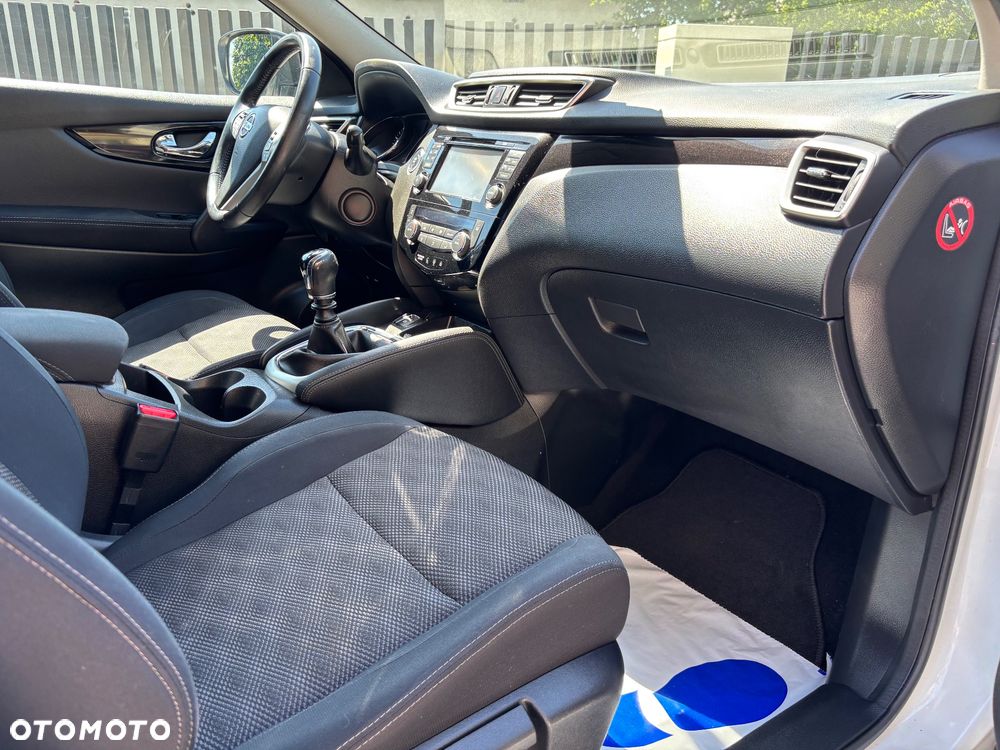 Nissan Qashqai 1.6 DIG-T Acenta - 37
