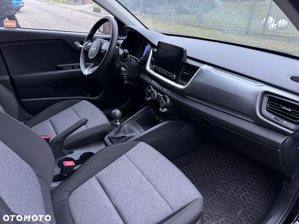 Kia Stonic 1.2 M - 17