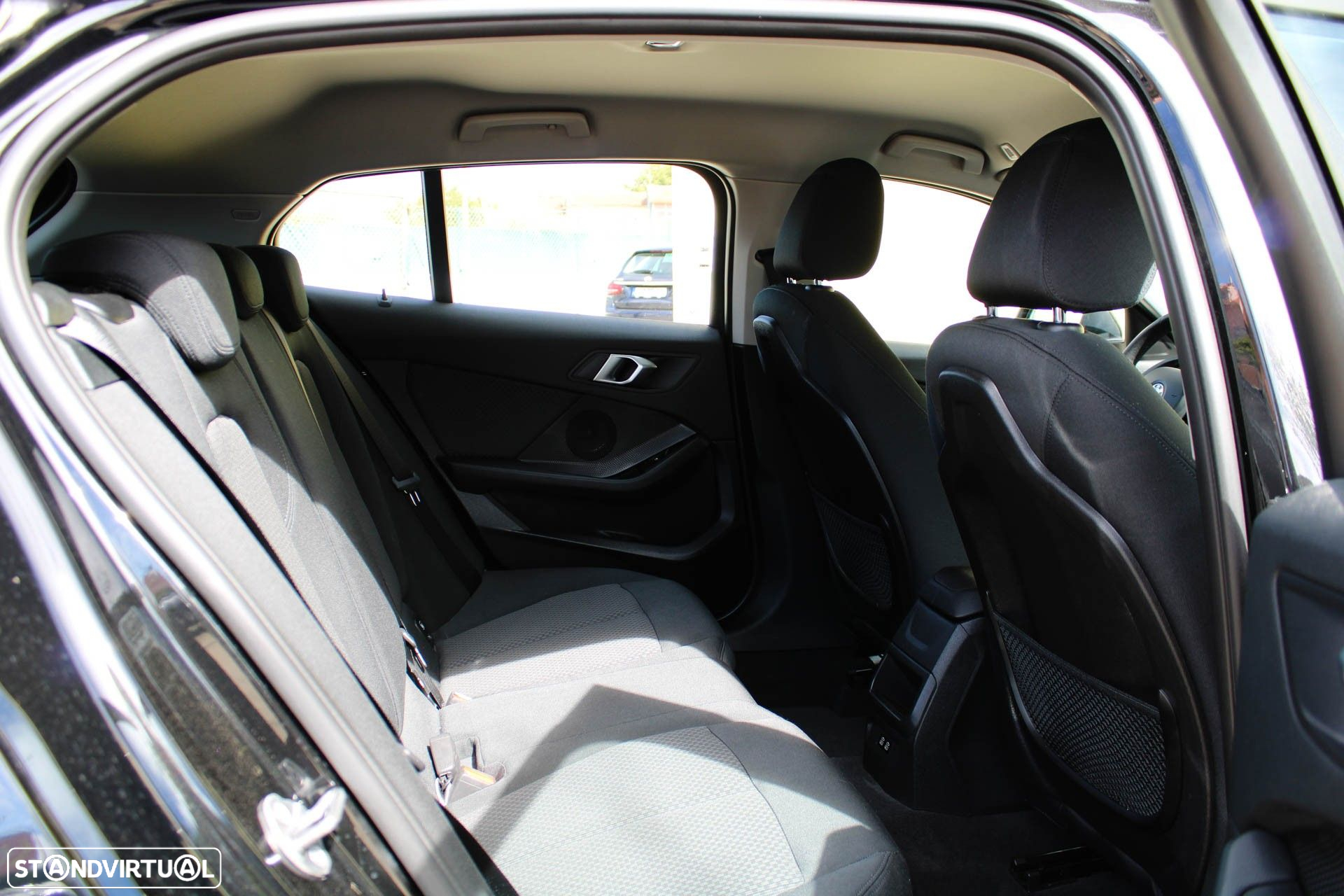 BMW 116 d Advantage Auto - 57