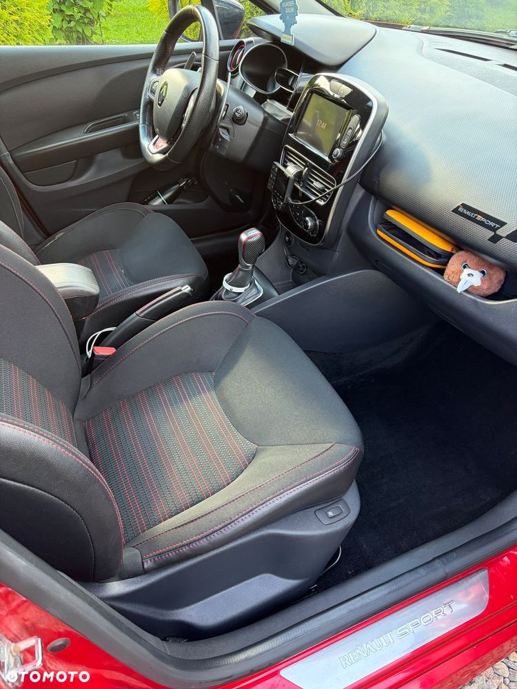 Renault Clio 1.6 R.S.Trophy 220 EDC - 11