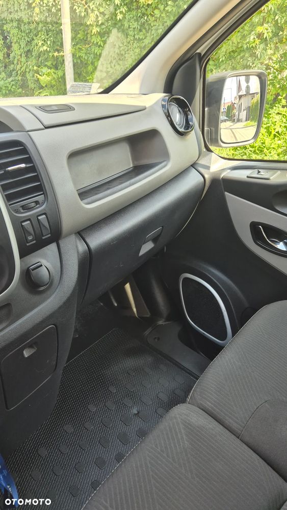 Renault TRAFIC - 19