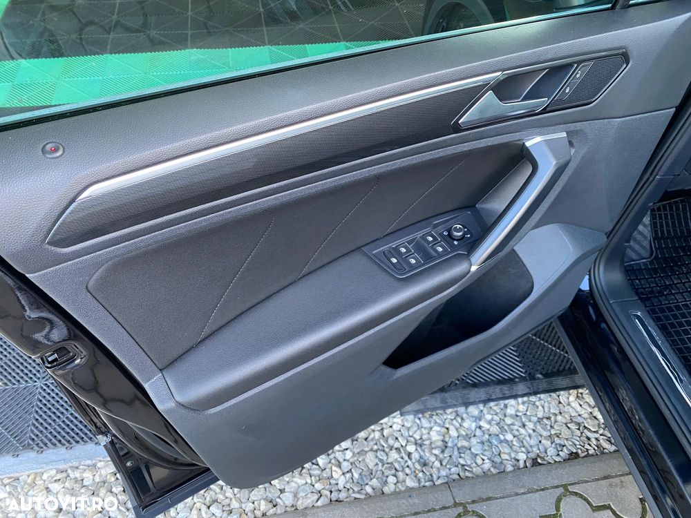 Volkswagen Tiguan - 27