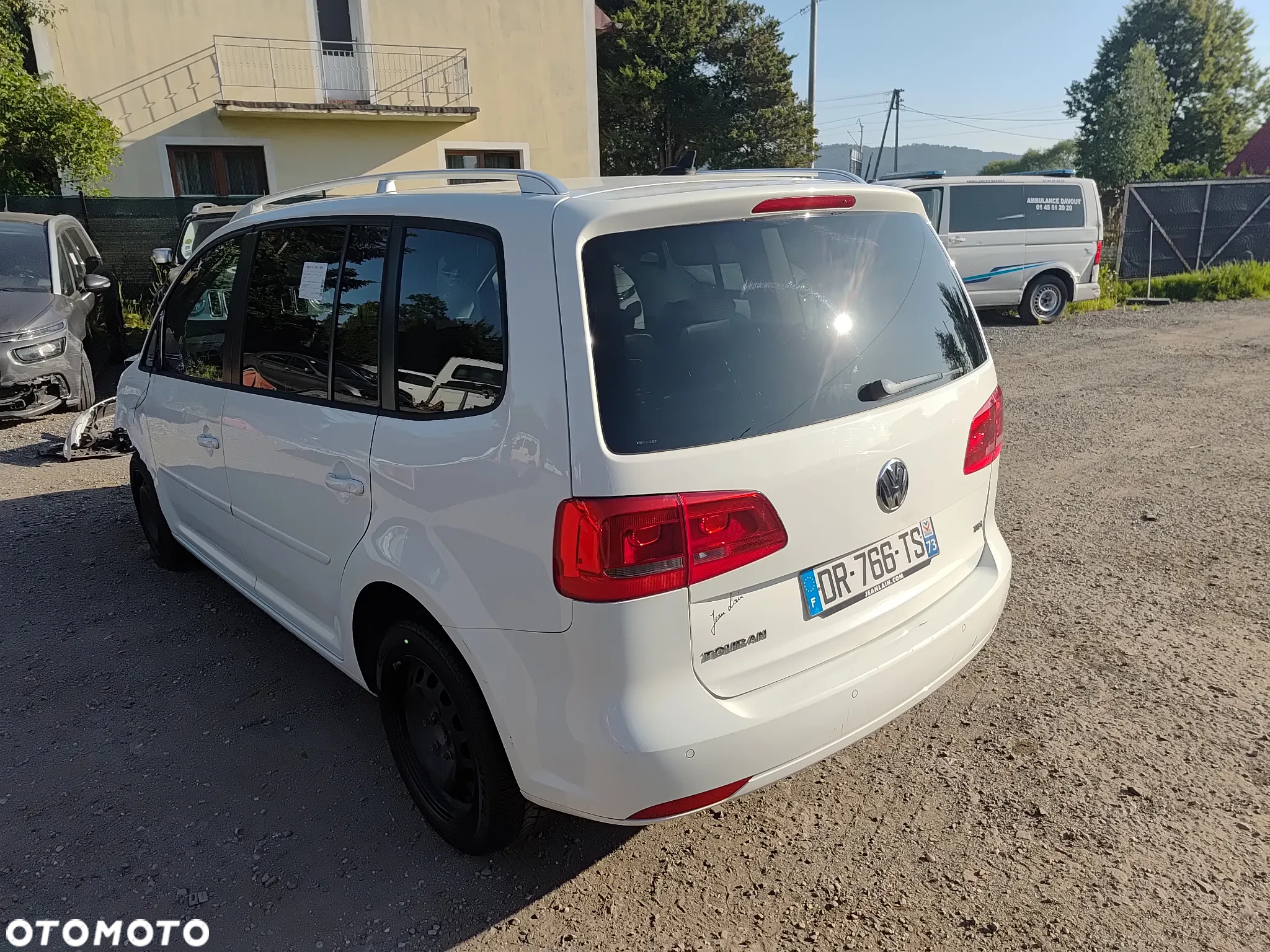 Volkswagen Touran 1.6 TDI DPF Comfortline - 9