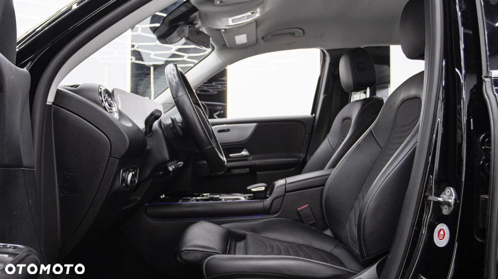 Mercedes-Benz GLB 200 d 8G-DCT - 18