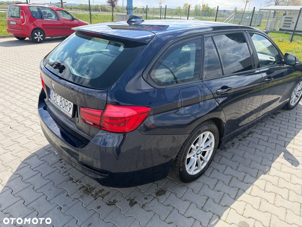 BMW Seria 3 316d Luxury Line EU6 - 3