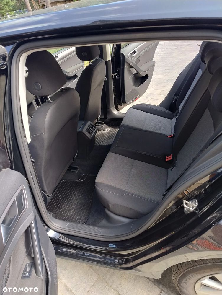 Volkswagen Golf 1.2 TSI BMT Comfortline - 9