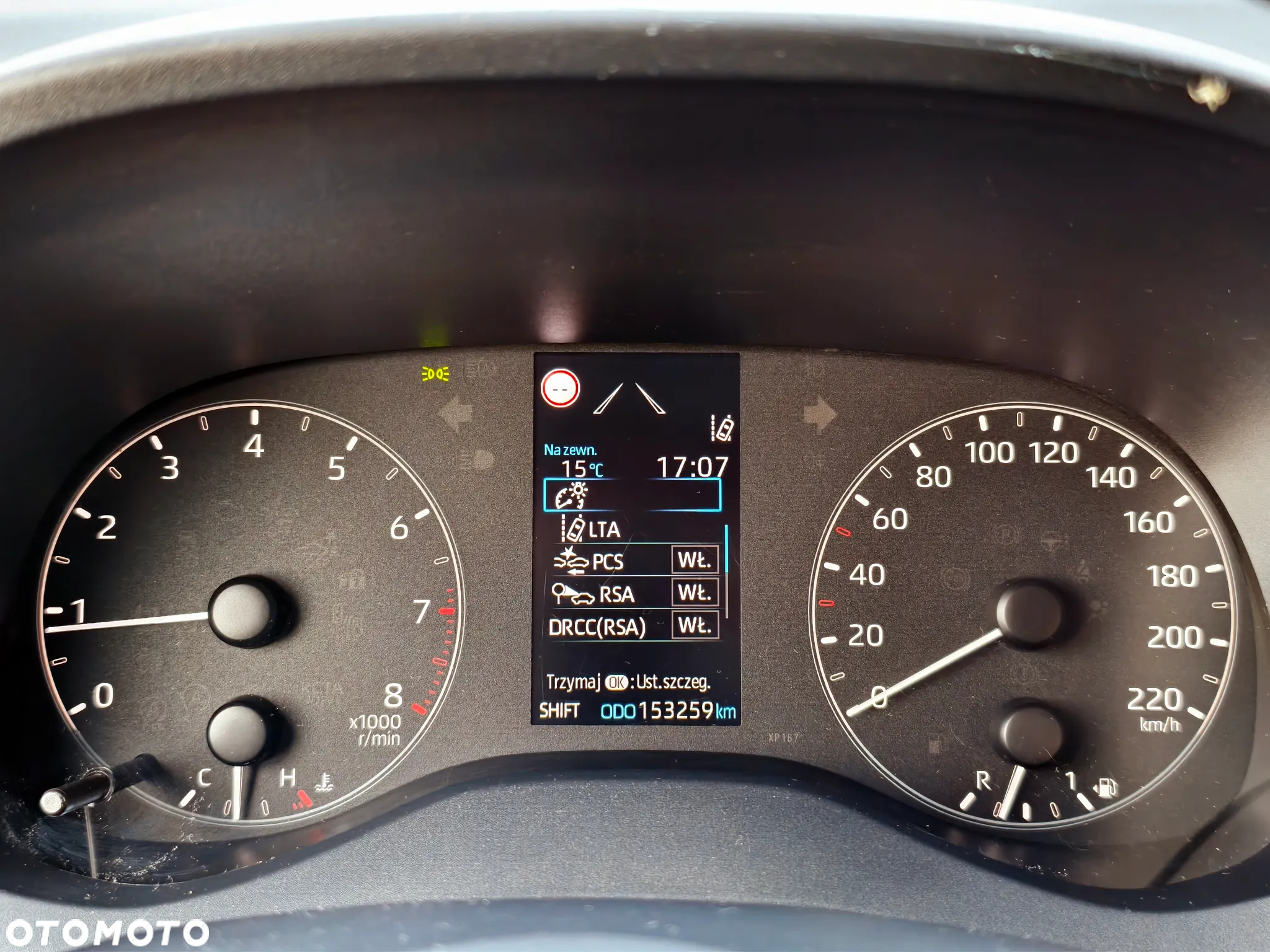 Toyota Yaris 1.5 Comfort - 22