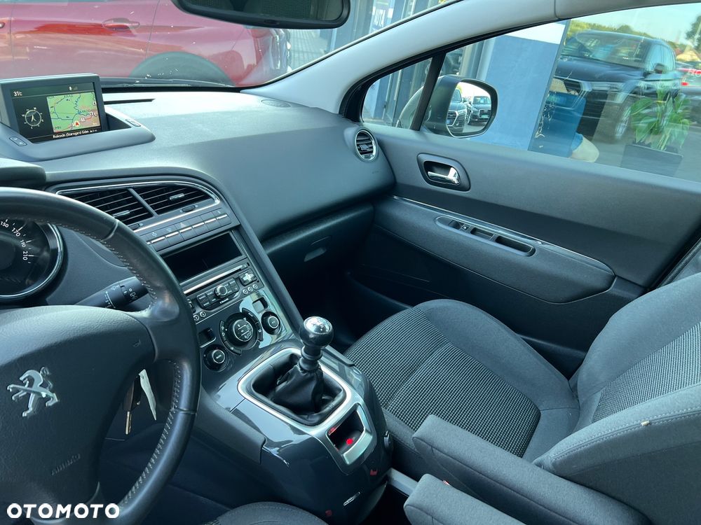 Peugeot 5008 1.2 PureTech Allure S&S - 12