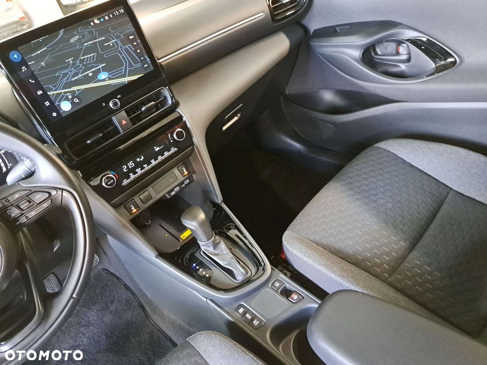 Toyota Yaris Cross Hybrid 1.5 Style - 28