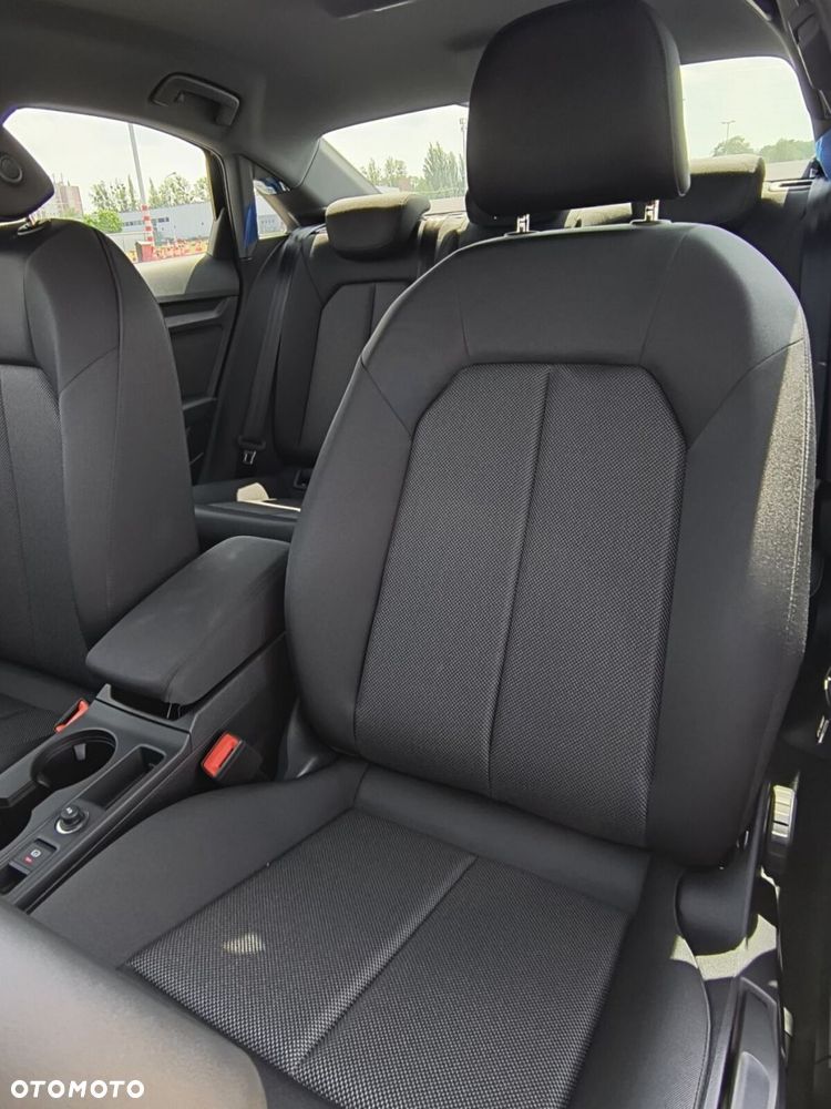 Audi A3 Limousine 30 TFSI - 32